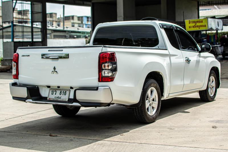 NISSAN TRITON 2.5 GLX CAB 2020