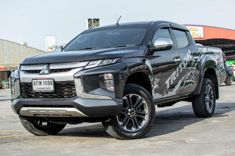 MITSUBISHI TRITON 2.4 GLS 2019