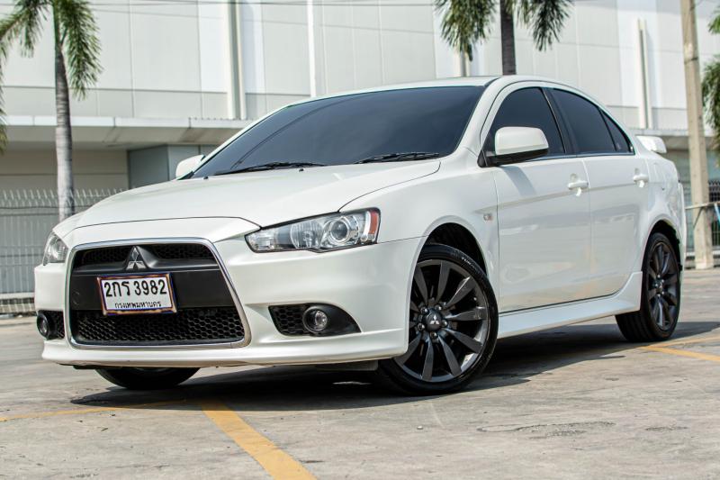 MITSUBISHI LANCER EX 2.0GT 2013