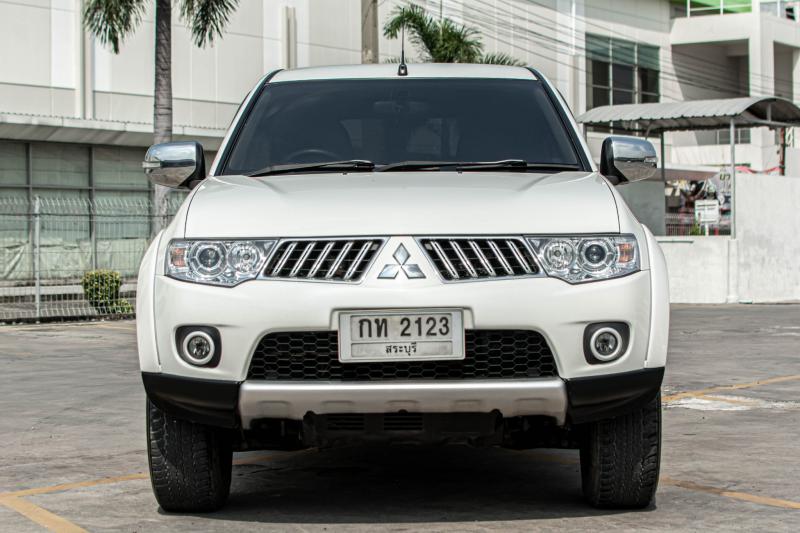 MITSUBISHI PAJERO 2.4 GLS+LPG 2012