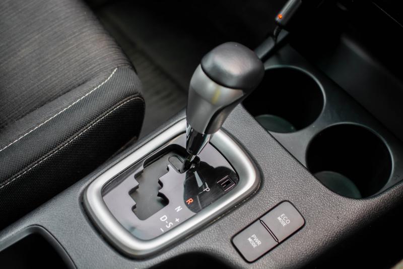TOYOTA REVO 2.4 E Plus 2018