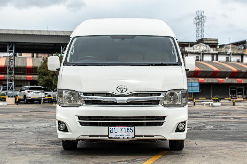 TOYOTA COMMUTER 2.7 เบนซิน 2012