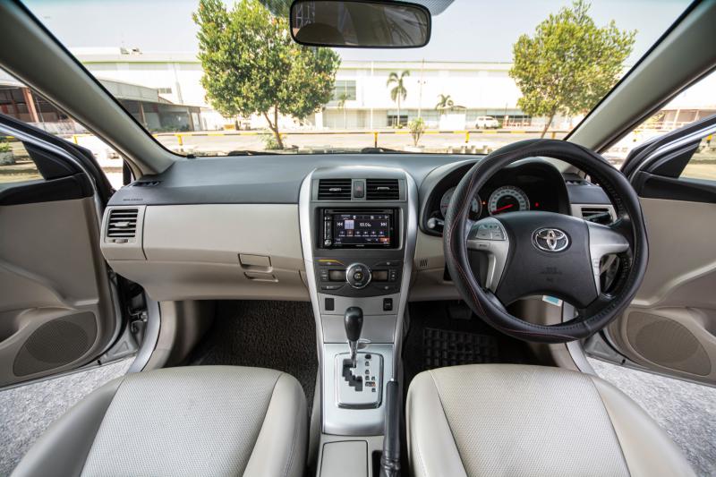 TOYOTA ALTIS 1.8 G 2010
