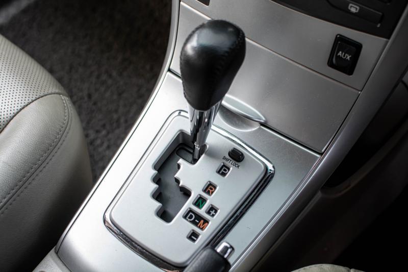 TOYOTA ALTIS 1.8 G 2010