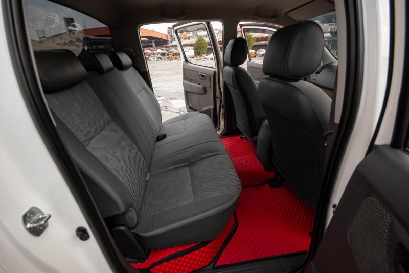 TOYOTA HILUX VIGO 2.5 J 2013