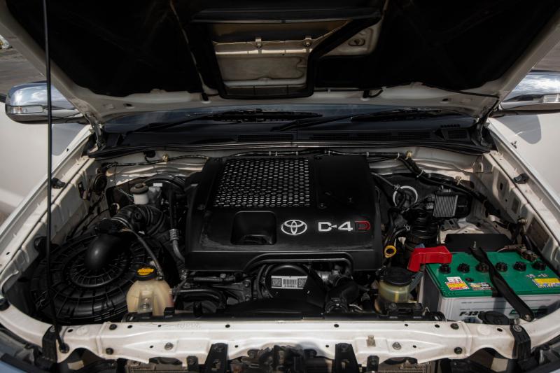 TOYOTA HILUX VIGO 2.5 J 2013