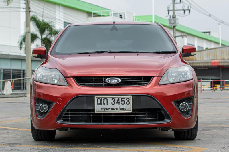 FORD FOCUS 2.0 ตัวรองท็อป 2012