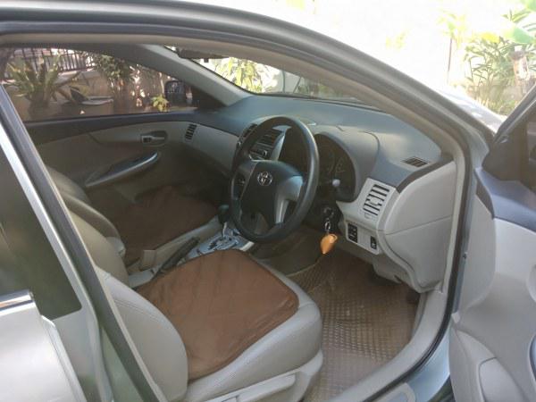 TOYOTA altis 2013