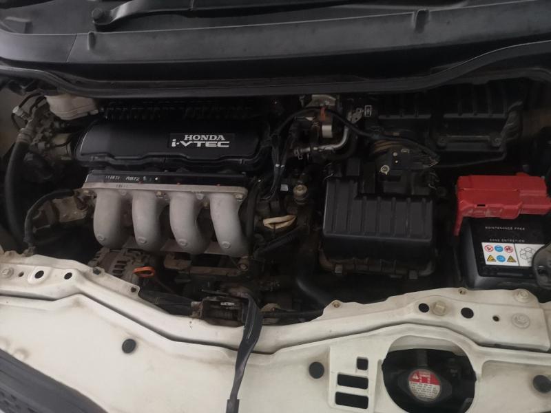 HONDA SV ivtec 2011