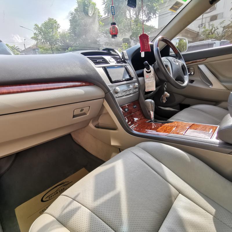 TOYOTA Camry 2011