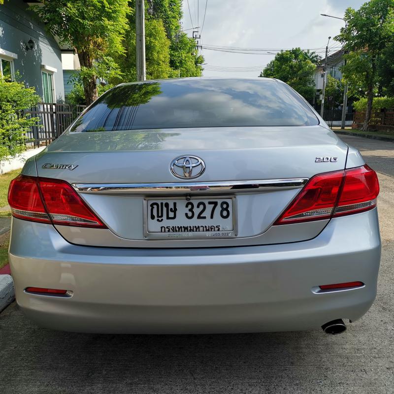 TOYOTA Camry 2011