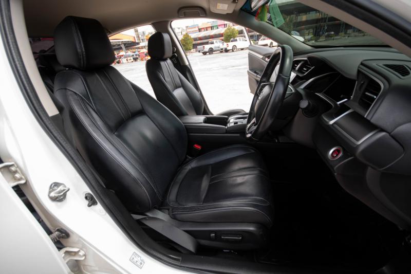 HONDA CIVIC 1.8 EL 2016