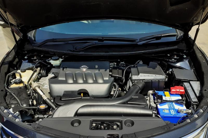 NISSAN TEANA 2014