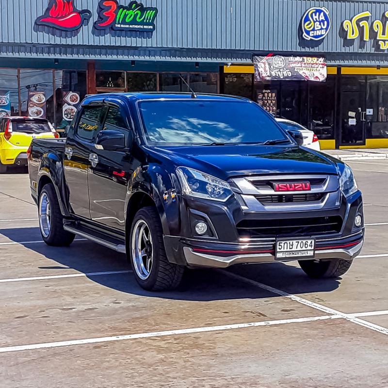 ISUZU X-SERIES 2017