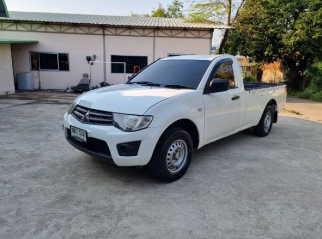MITSUBISHI triton 2.4 2014