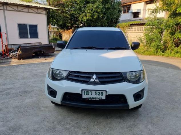MITSUBISHI triton 2.4 2014