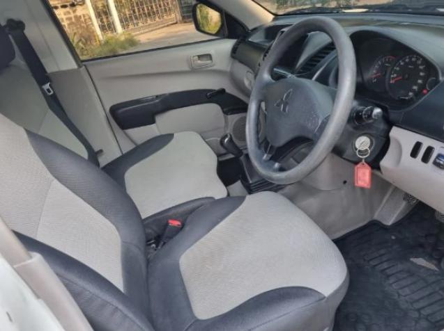 MITSUBISHI triton 2.4 2014