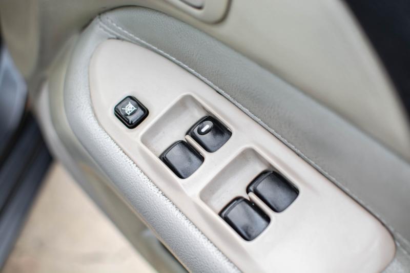 MITSUBISHI LANCER 1.6 GLX (CNG) 2011