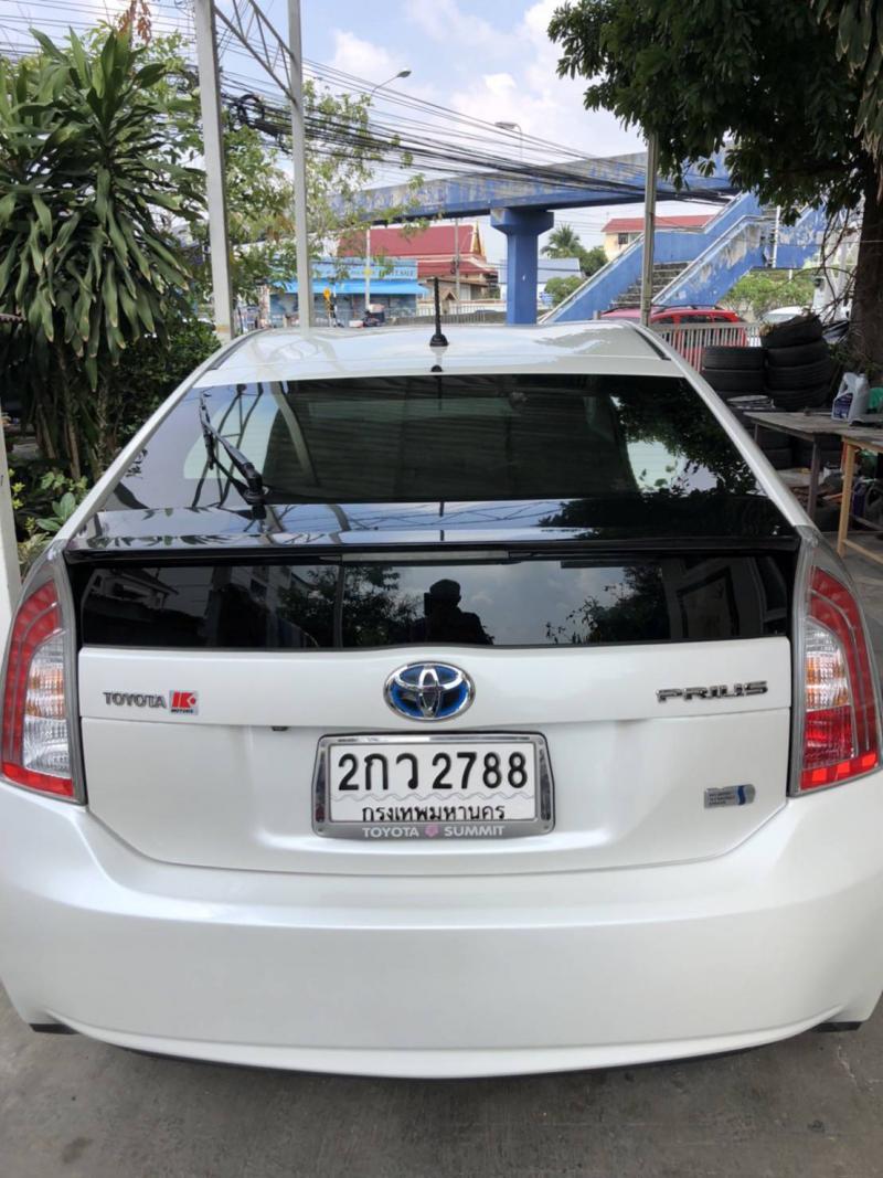 TOYOTA Prius 2013