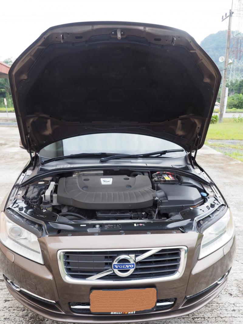 VOLVO S80 D4 2013 2013