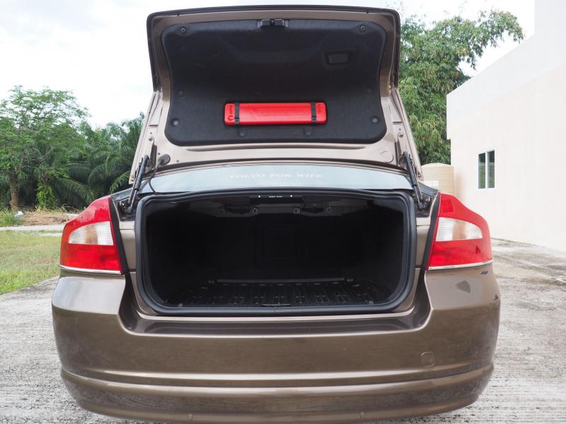 VOLVO S80 D4 2013 2013