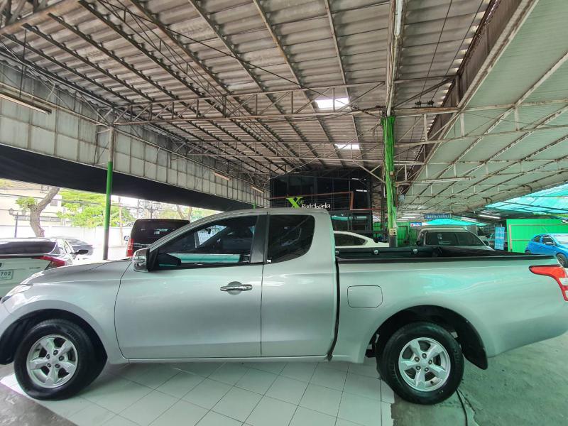 MITSUBISHI Triton 2.5GLX  2015