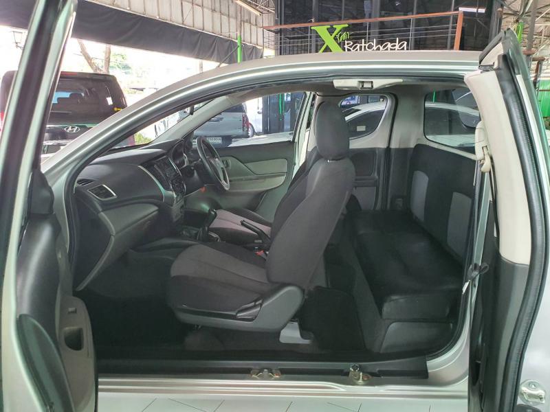 MITSUBISHI Triton 2.5GLX  2015