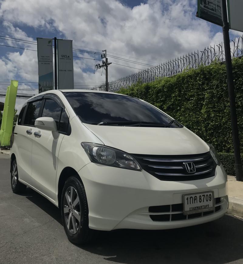 HONDA FREED 2012