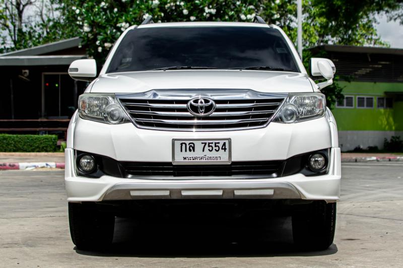 TOYOTA FORTUNER 2.7V 2014
