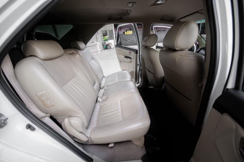 TOYOTA FORTUNER 2.7V 2014