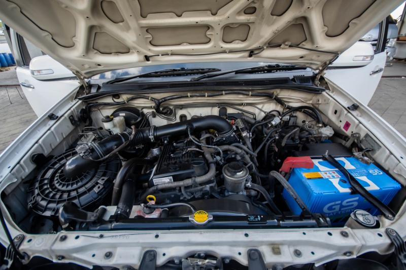 TOYOTA FORTUNER 2.7V 2014