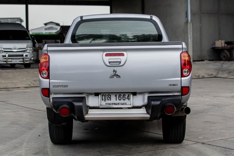 MITSUBISHI TRITON 2.4 GLS PLUS  2011