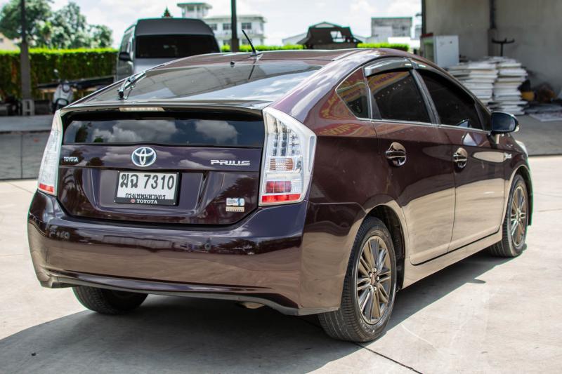 TOYOTA PRIUS 1.8 HYBRID 2011