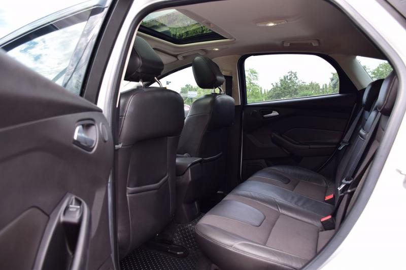 FORD S สปอรต์ท็อป 2012