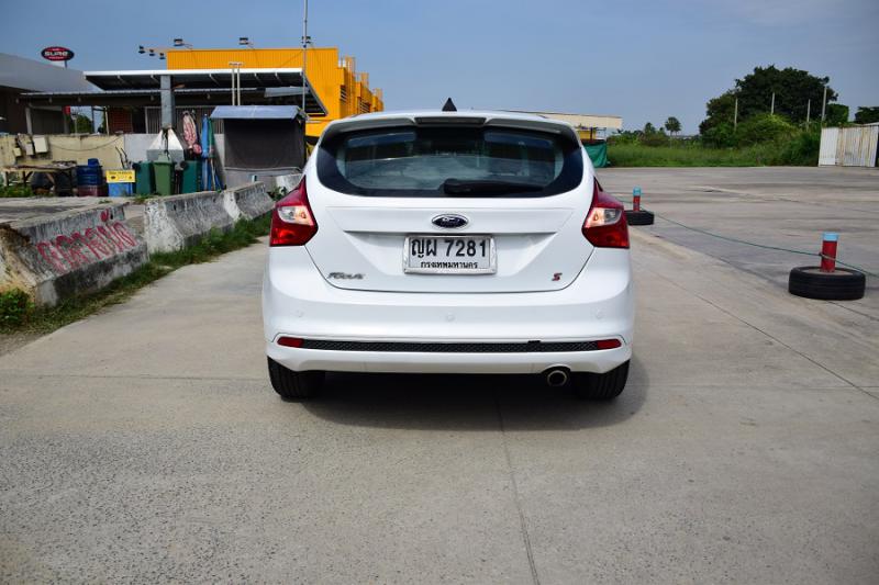 FORD S สปอรต์ท็อป 2012
