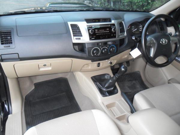 TOYOTA Vigo Camp SmartCab 2015