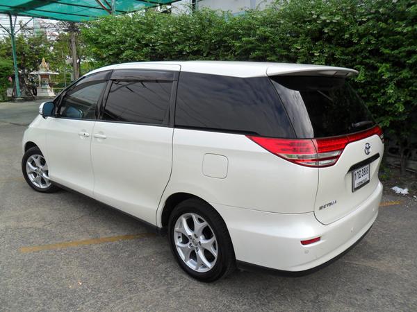 TOYOTA Estima 2007