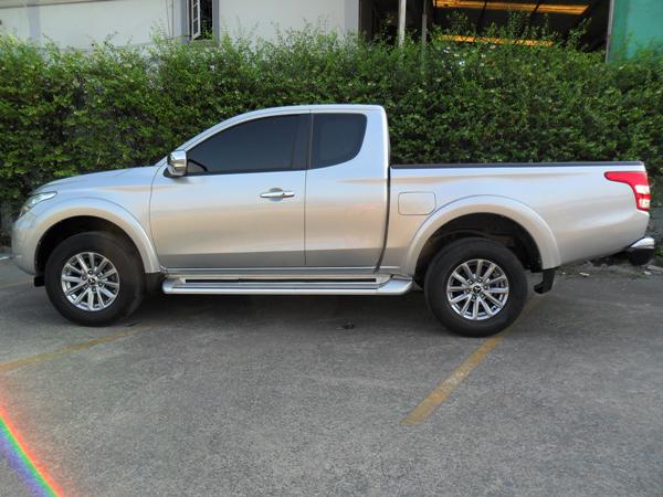 MITSUBISHI Triton 2017