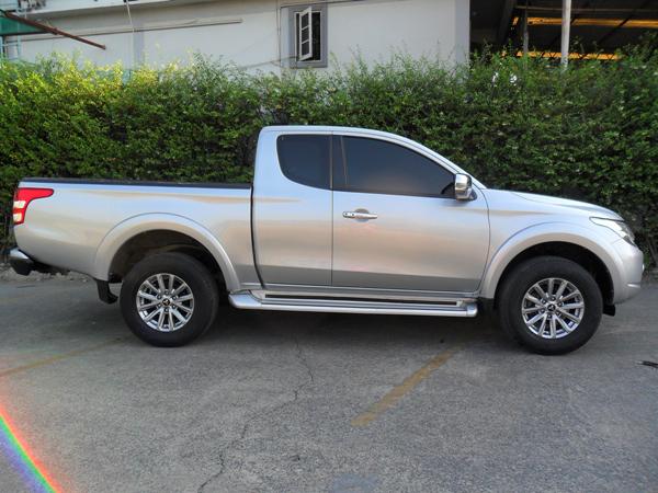 MITSUBISHI Triton 2017