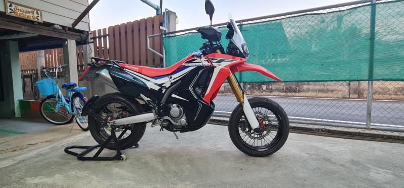 +++ ขายรถฮอนด้า CRF250 Rally +++ พร้อมชุดแต่งเพียบ