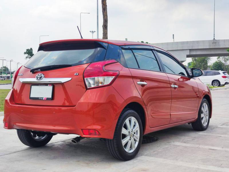 TOYOTA YARIS 1.2 G 2015