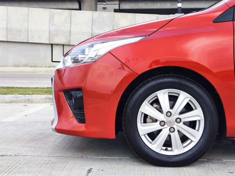 TOYOTA YARIS 1.2 G 2015