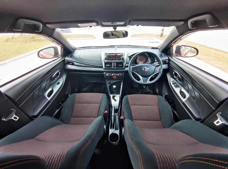 TOYOTA YARIS 1.2 G 2015