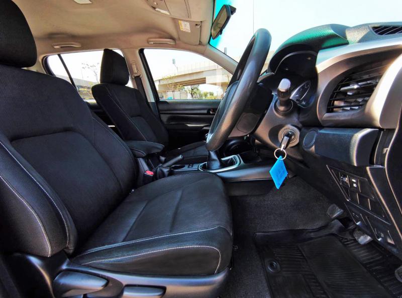 TOYOTA REVO DoubleCab 2.4 E 2015
