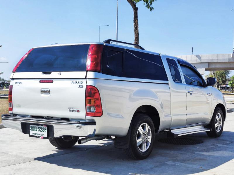 TOYOTA Hilux VIGO 2.5E Cab  2008