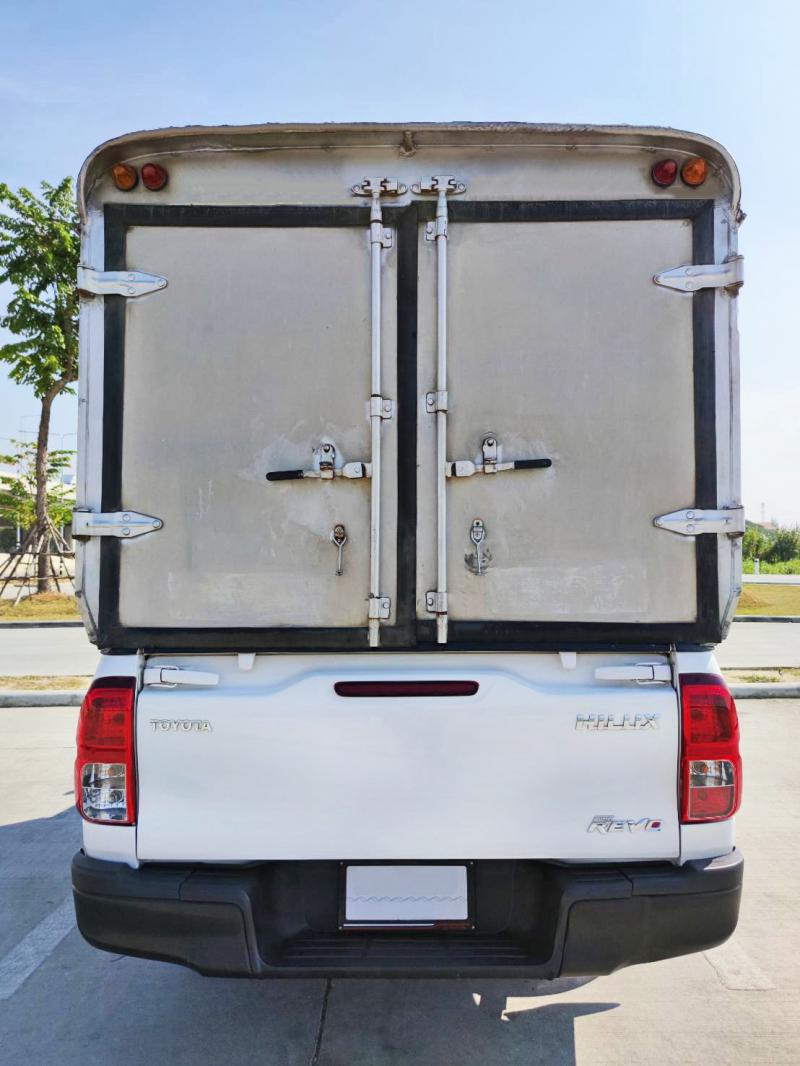 TOYOTA HILUX REVO 2.4 2019
