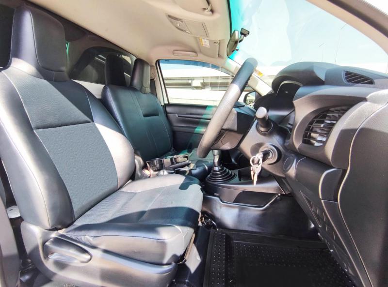 TOYOTA HILUX REVO 2.4 2019