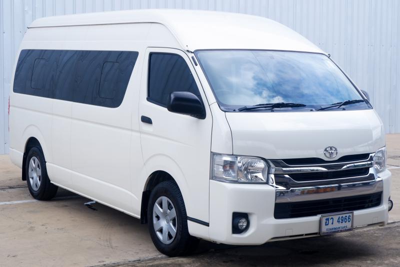 TOYOTA COMMUTER 3.0 2016