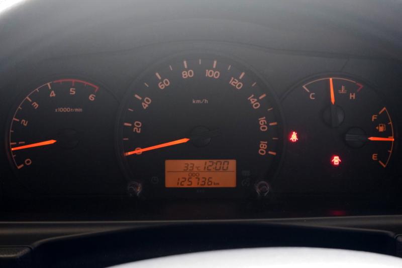 TOYOTA COMMUTER 3.0 2016