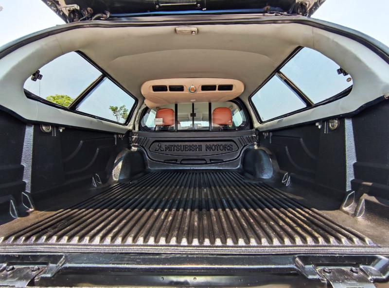 MITSUBISHI TRITON Plus 2013